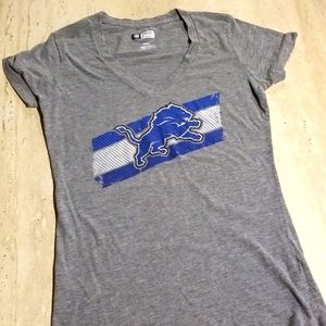 2/$14 or 3/$20 - 🦁Detroit Lions authentic NFL womens medium t-shirt